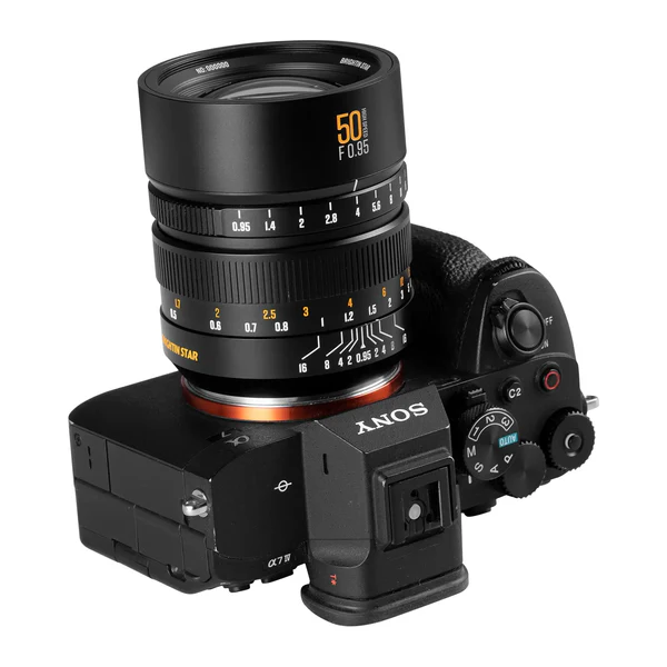 Brightin-Star-MF-50mmF0.95-II-Black-Full-frame