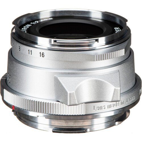 Voigtlander Ultron Vintage Line 35mm f2.0 Aspherical Type II VM Lens (Black) - Gambar 4