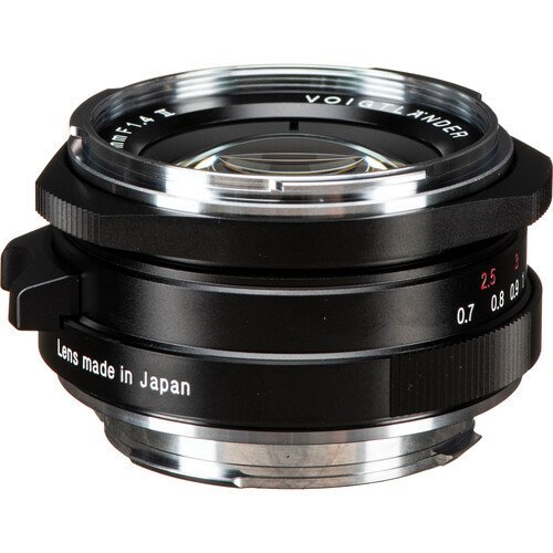 Voigtlander Nokton Classic 35mm f1.4 II MC Lens - Gambar 4